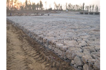 詳細介紹格賓石籠網的編織方法